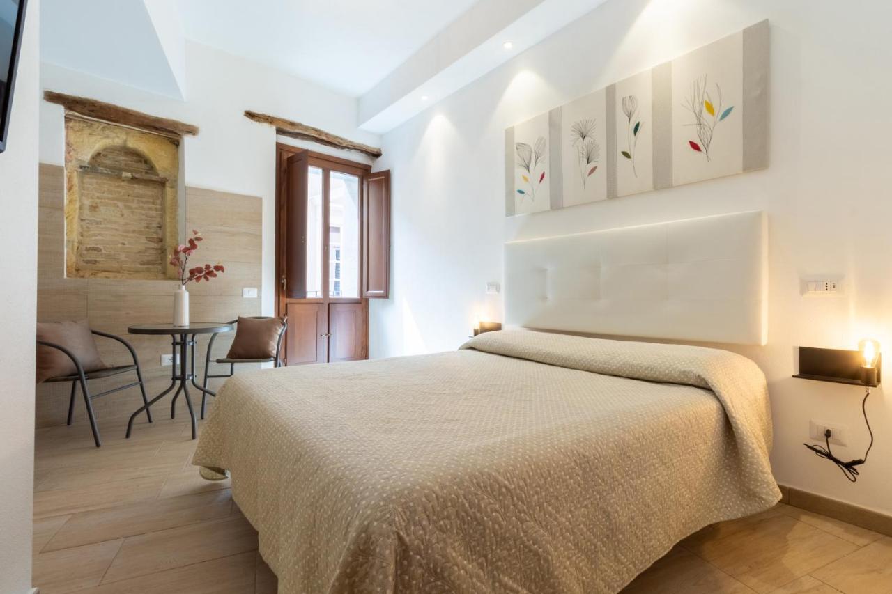 Rooms Best Vacation Ever 칼리아리 외부 사진